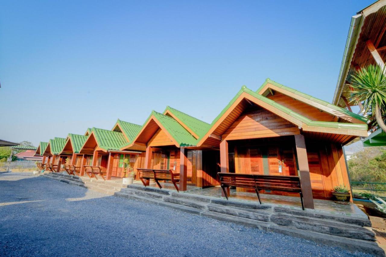 Mrk Resort & Massage ลพบุรี ภายนอก รูปภาพ