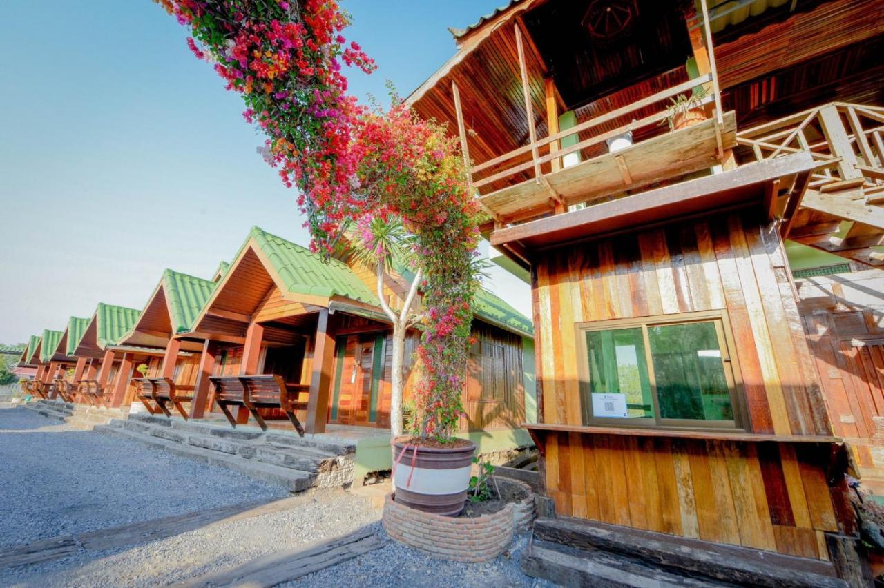 Mrk Resort & Massage ลพบุรี ภายนอก รูปภาพ