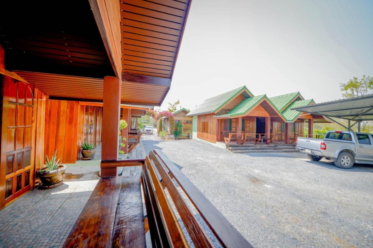 Mrk Resort & Massage ลพบุรี ภายนอก รูปภาพ