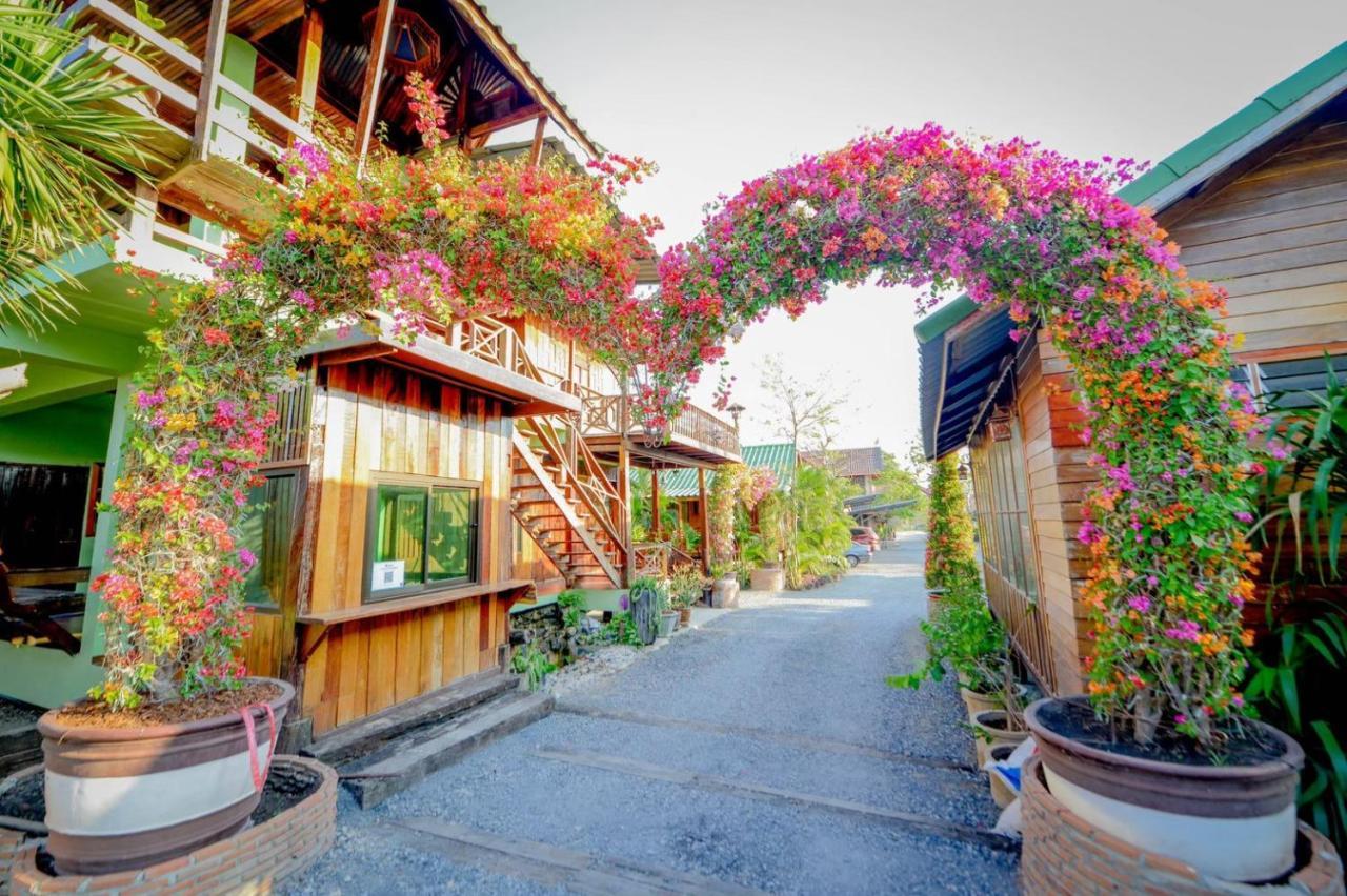 Mrk Resort & Massage ลพบุรี ภายนอก รูปภาพ